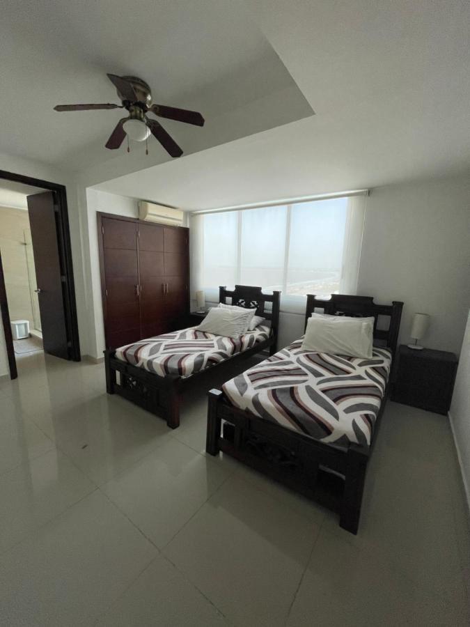Cartagena Beach Front Apartments מראה חיצוני תמונה